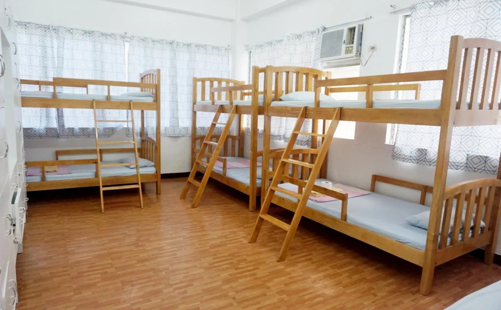 E-mo Dormitory - Hostel