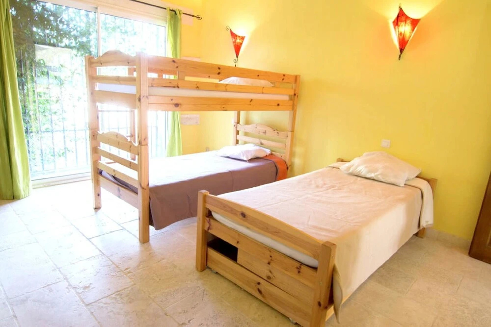 Villa With 2 Bedrooms in Montfrin, With Wonderful sea View, Private Po