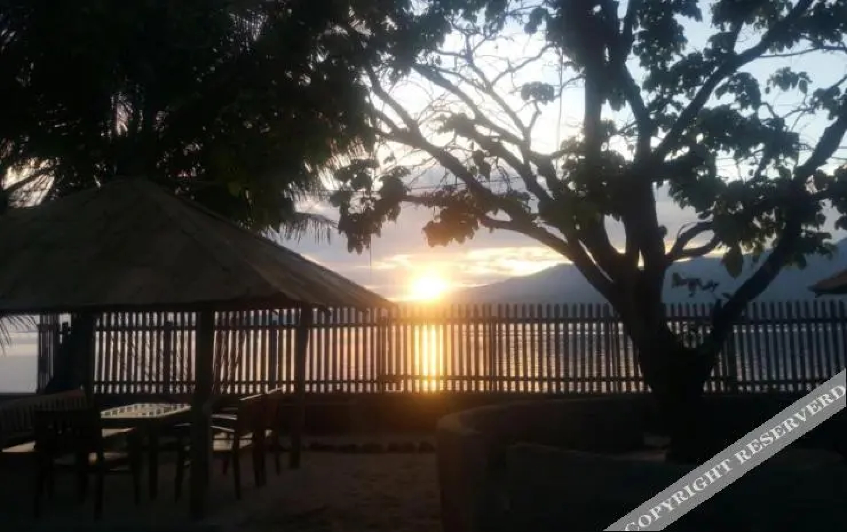 Sunrise Hotel Larantuka
