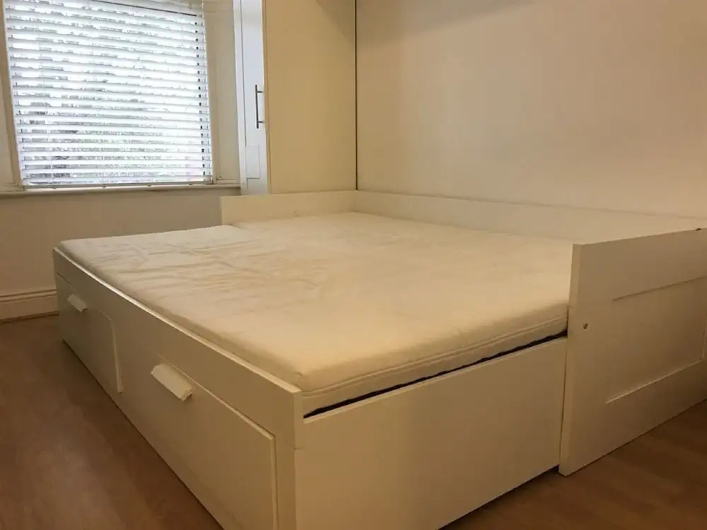 North Circular Serviced Accomodation