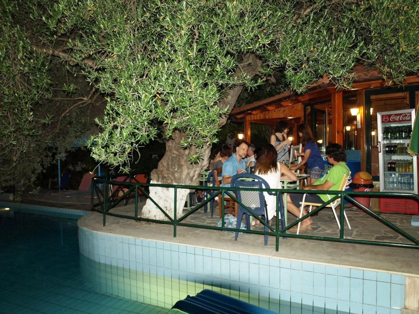 Kastro Studios Apartments