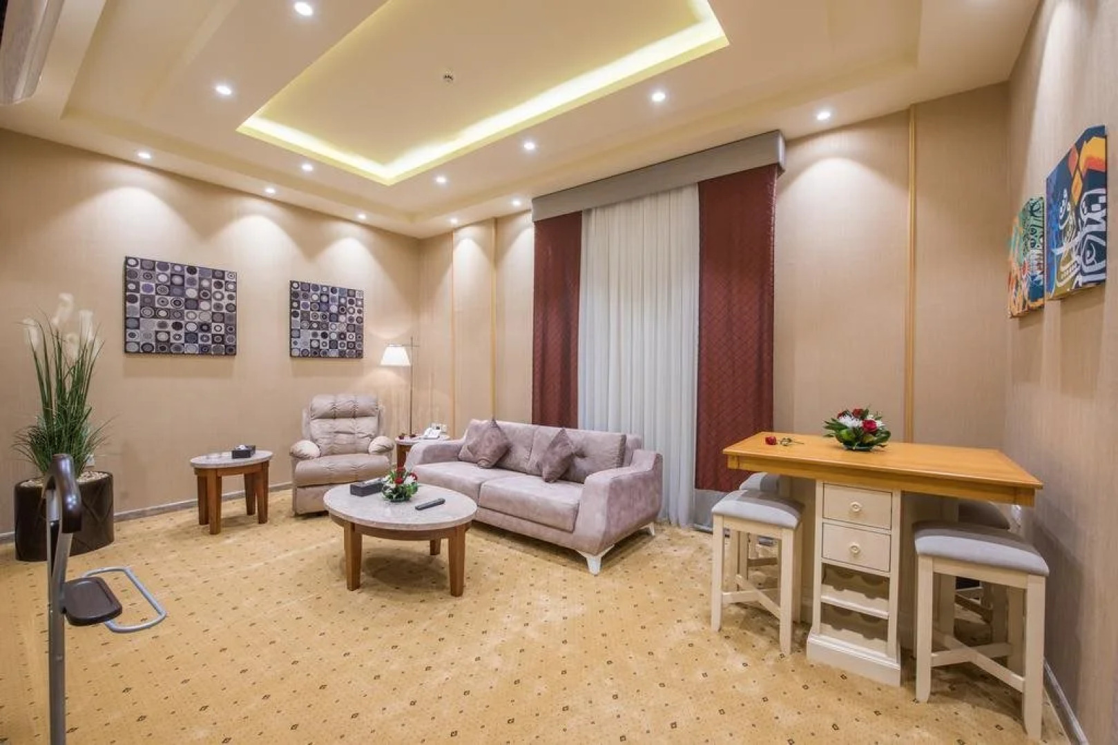 N Platinum Hotel