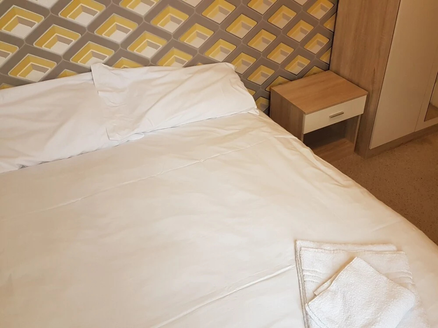 Reginald Budget Rooms