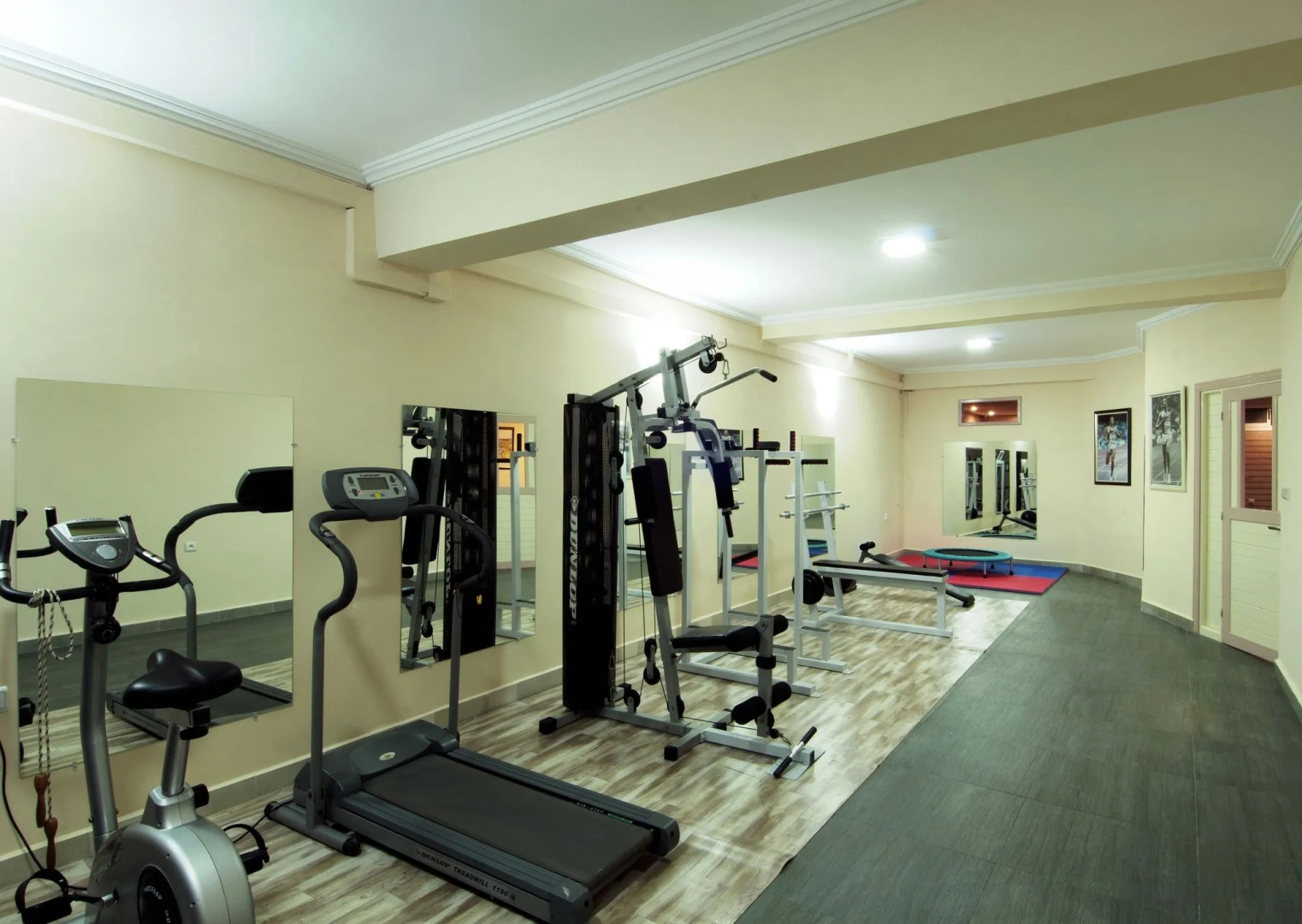 Aparthotel Les Oliviers Suites & Spa