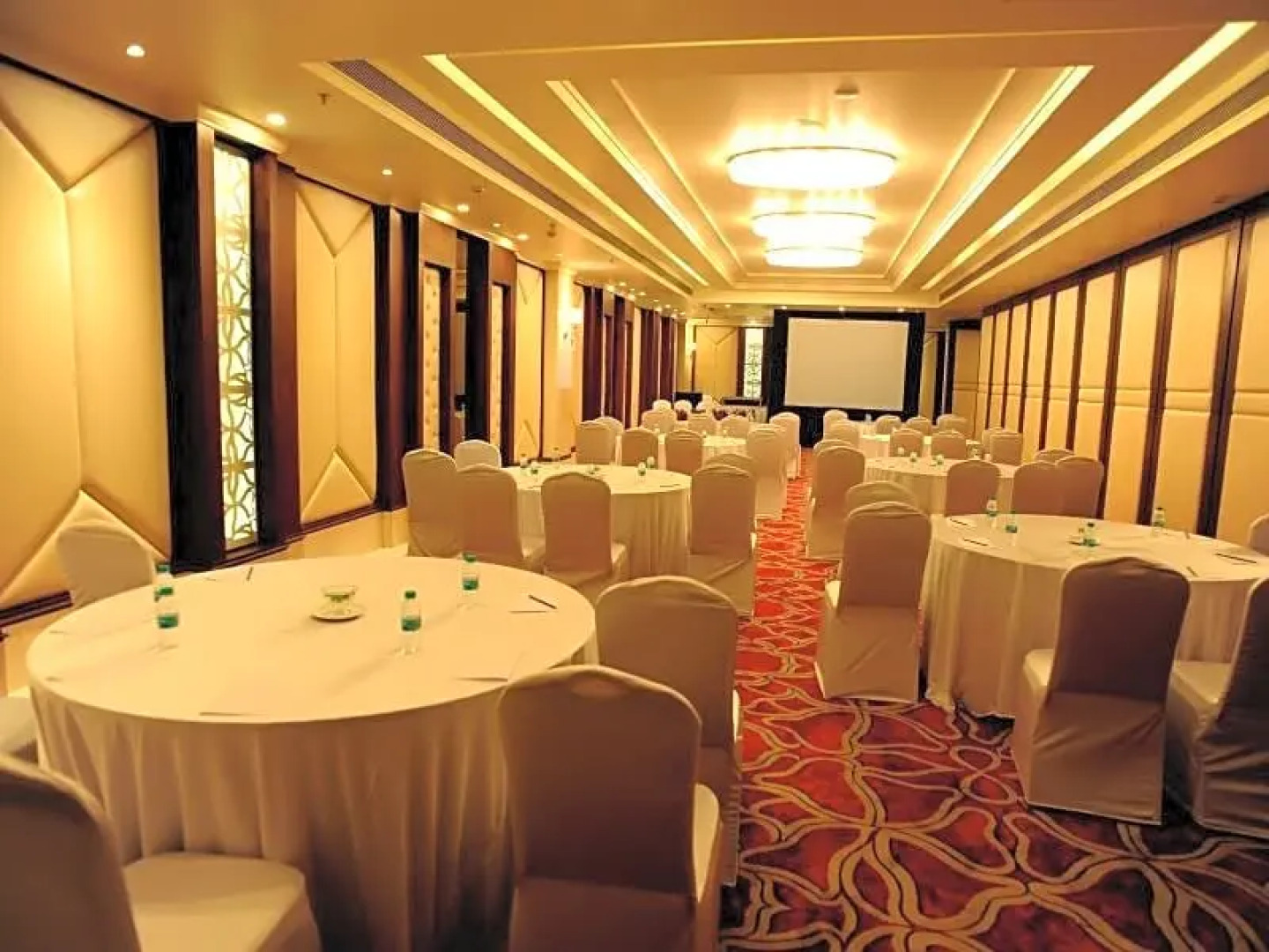 Sarovar Portico Hotel