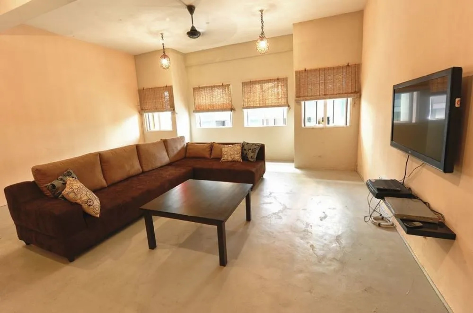 Harbourside Backpackers - Hostel