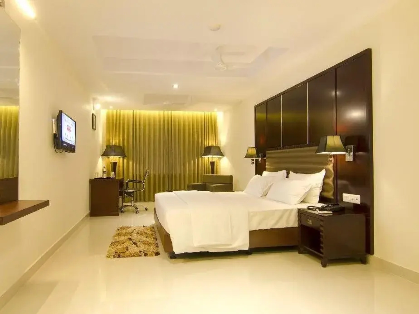 Hotel Thangavilas Inn