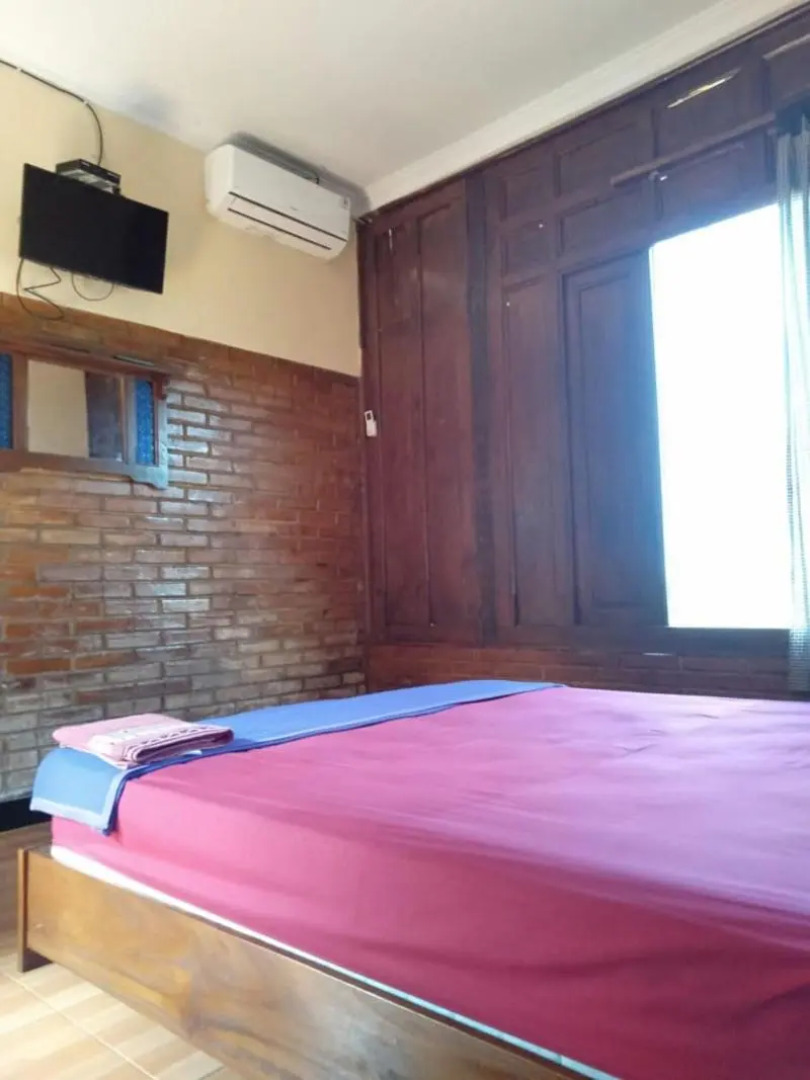 Penginapan BoB Home by ZUZU