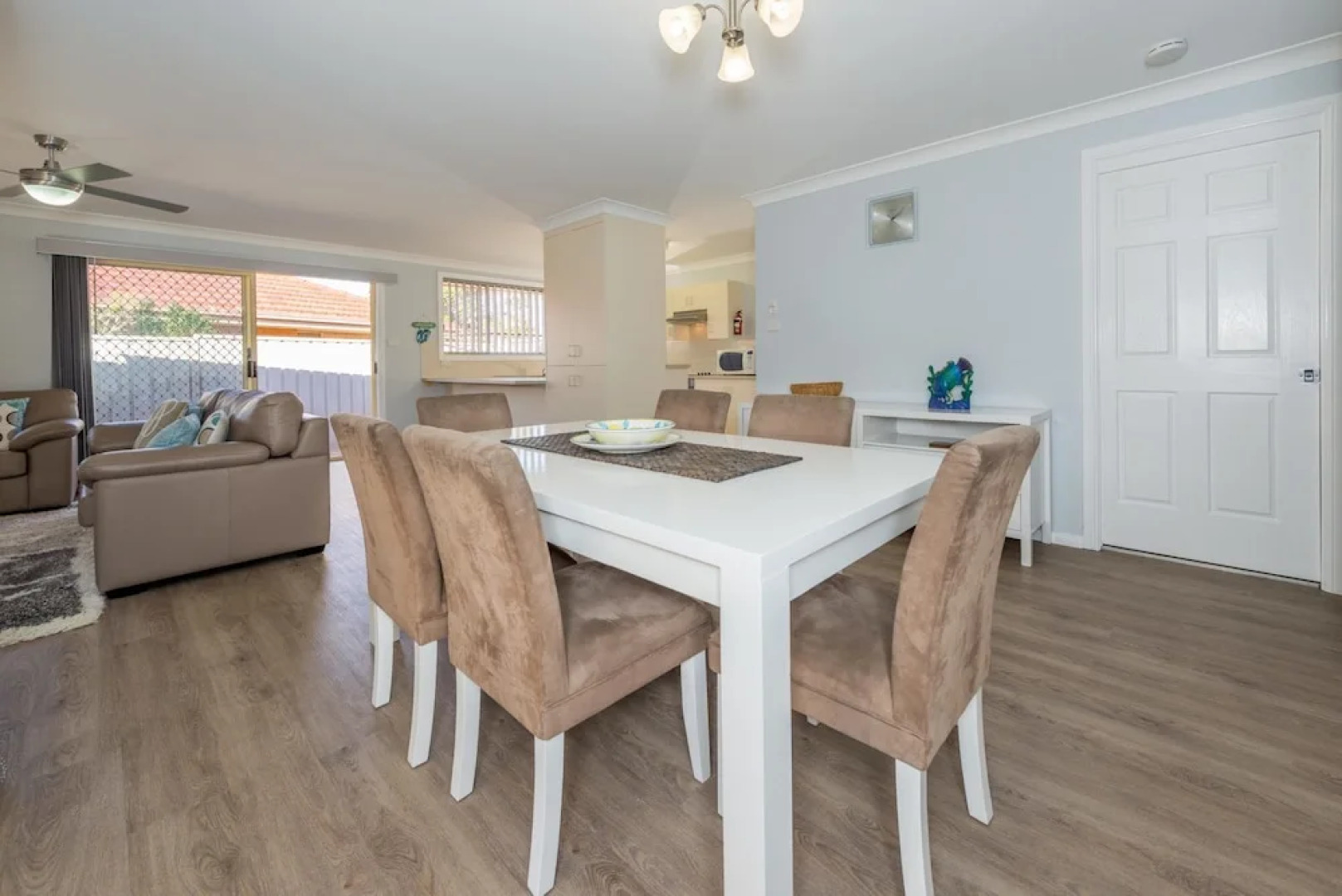 Pebble Pde 1/14 - Fingal Bay