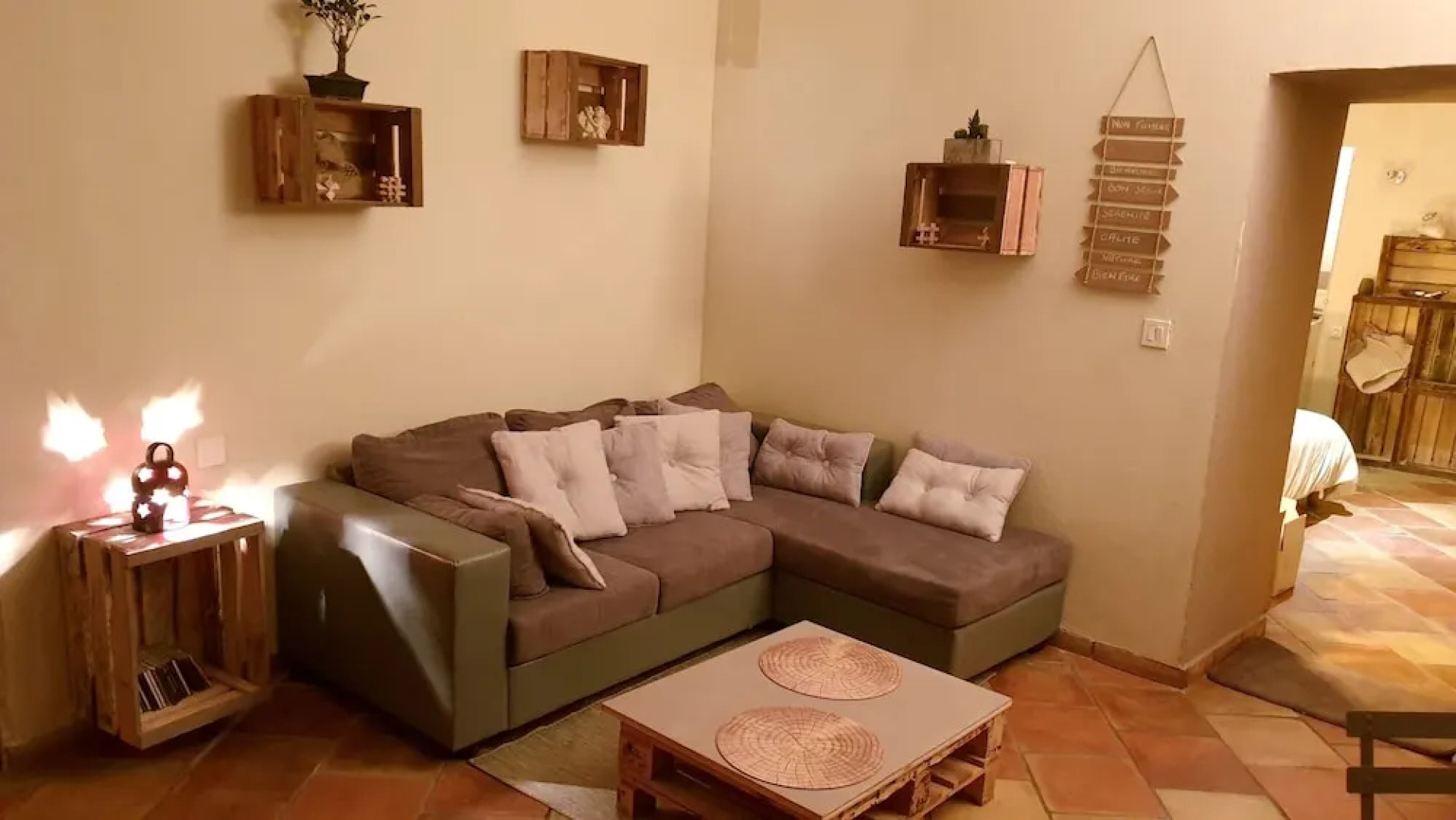 Apartment With one Bedroom in Grambois, With Wifi