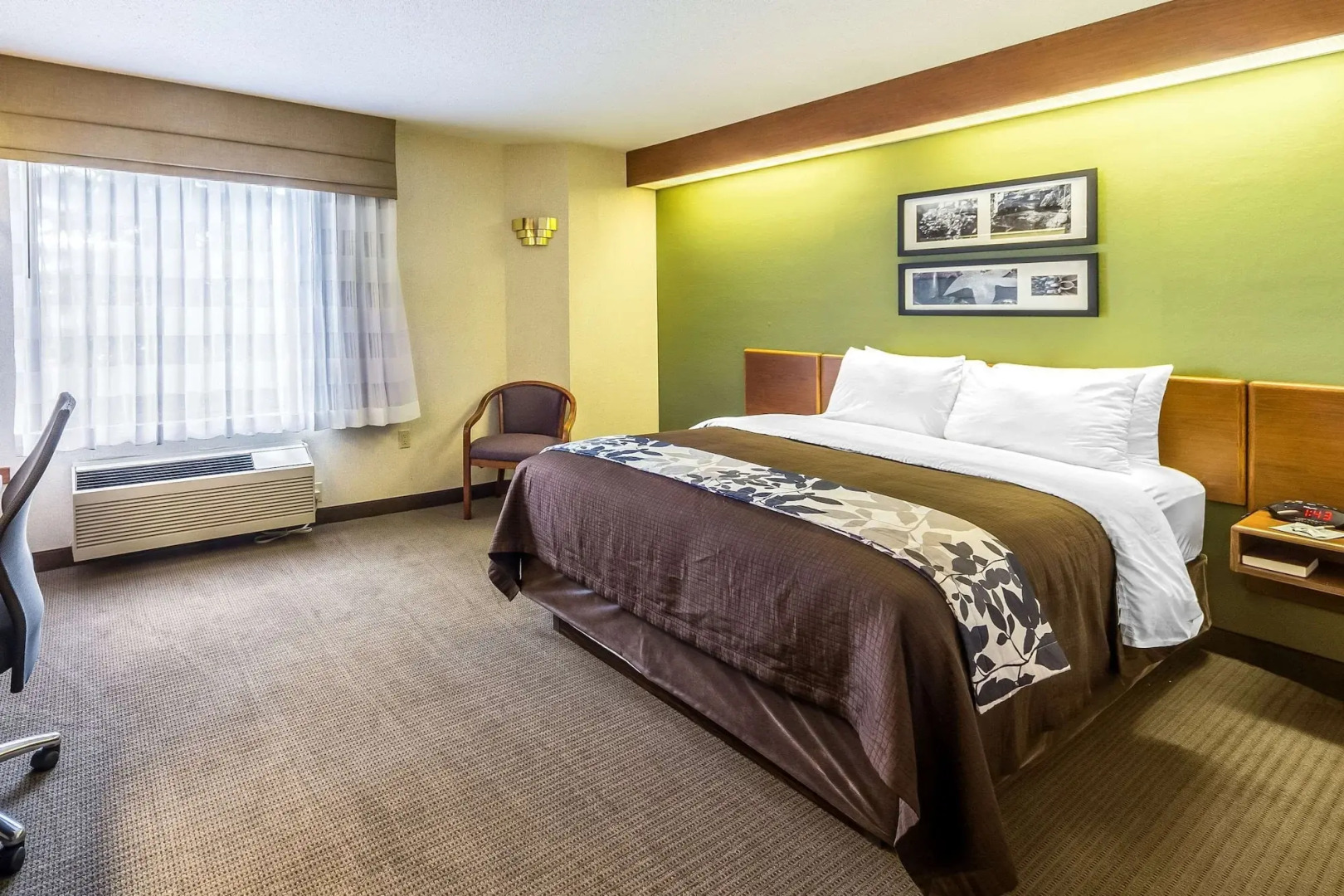 Sleep Inn & Suites Bay View Acme - Travers City