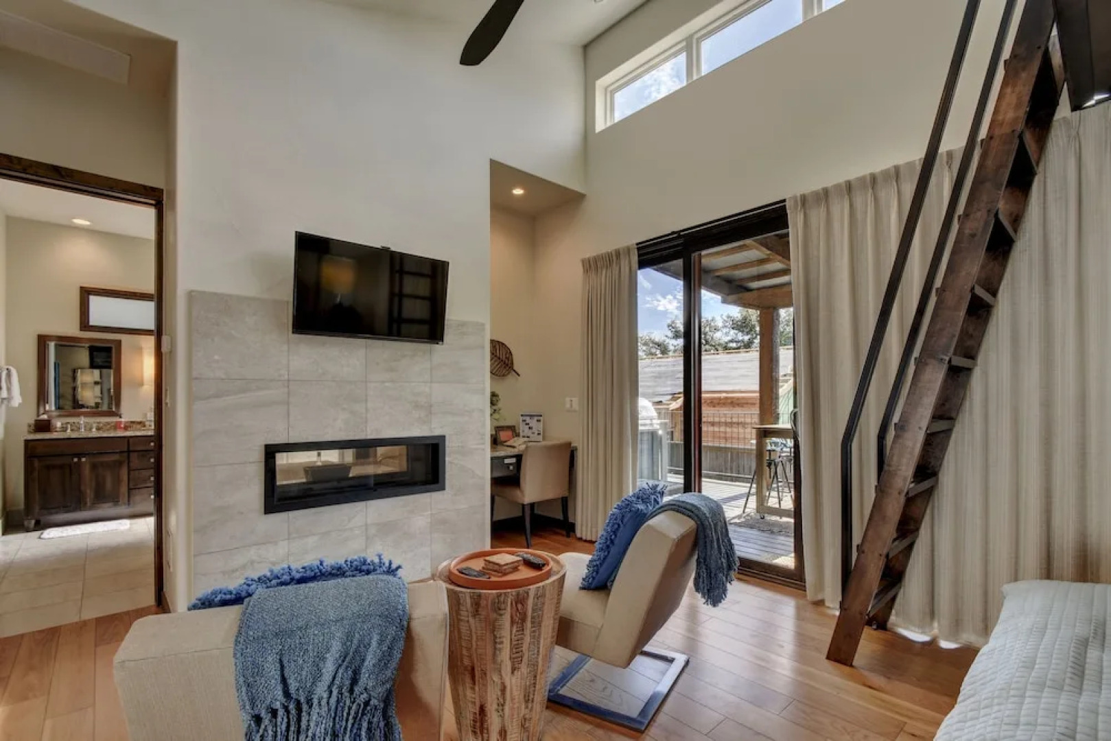 The Reserve at Lake Travis Cabin #12 by RedAwning