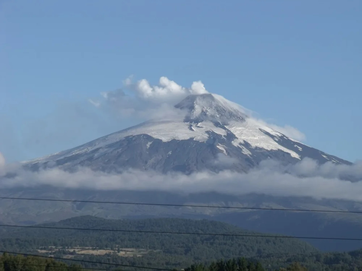 Frontera Pucón Hostel B&B