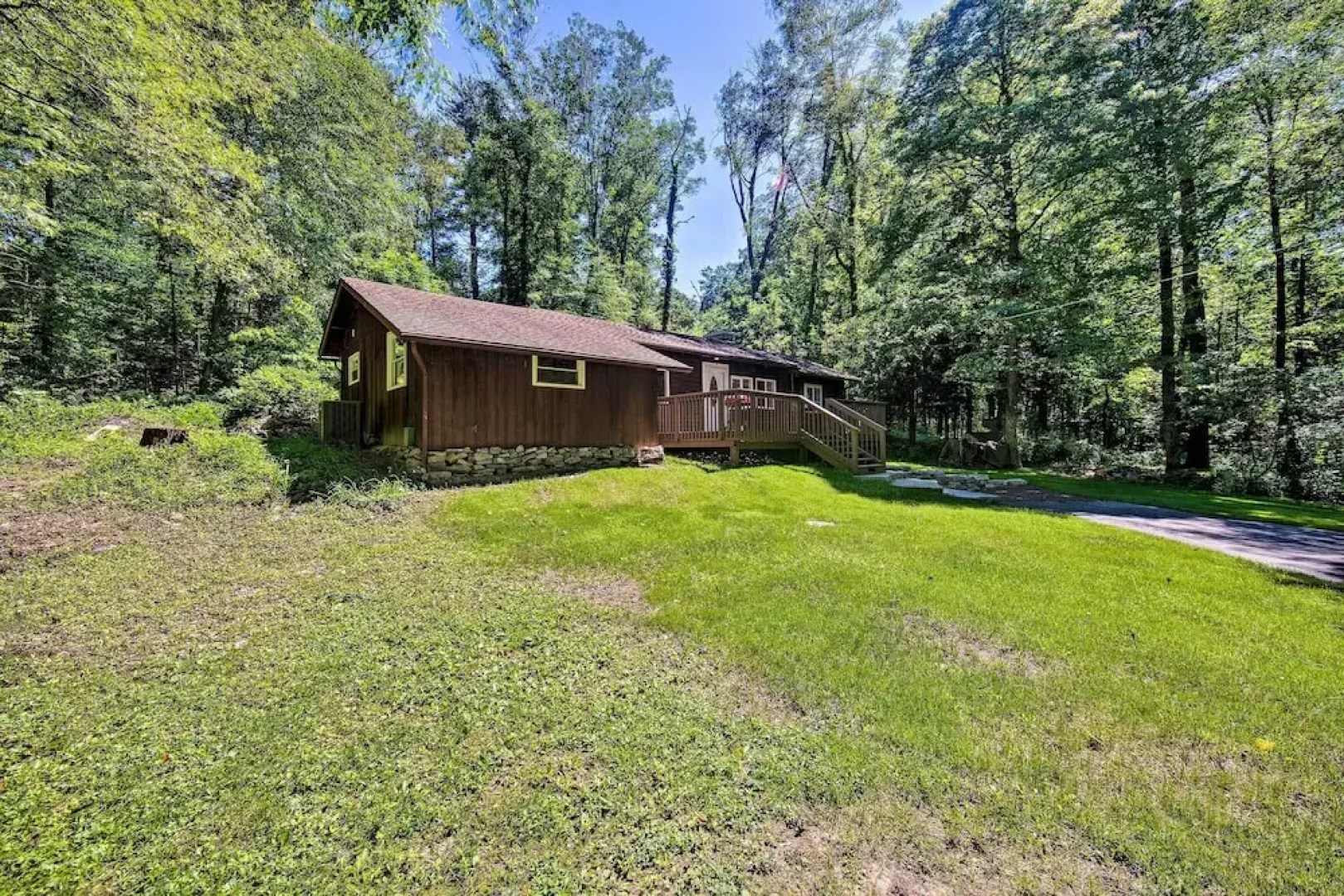 Hike, Hunt & Unwind: Cozy Cabin Near Hersheypark