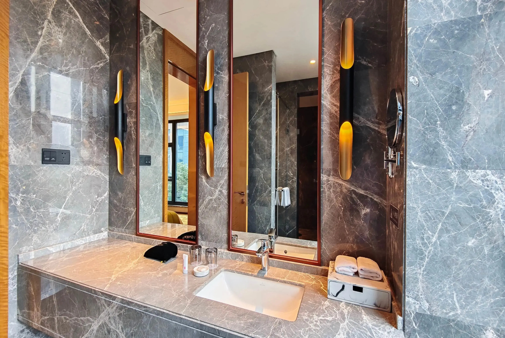 Ramada Leshan