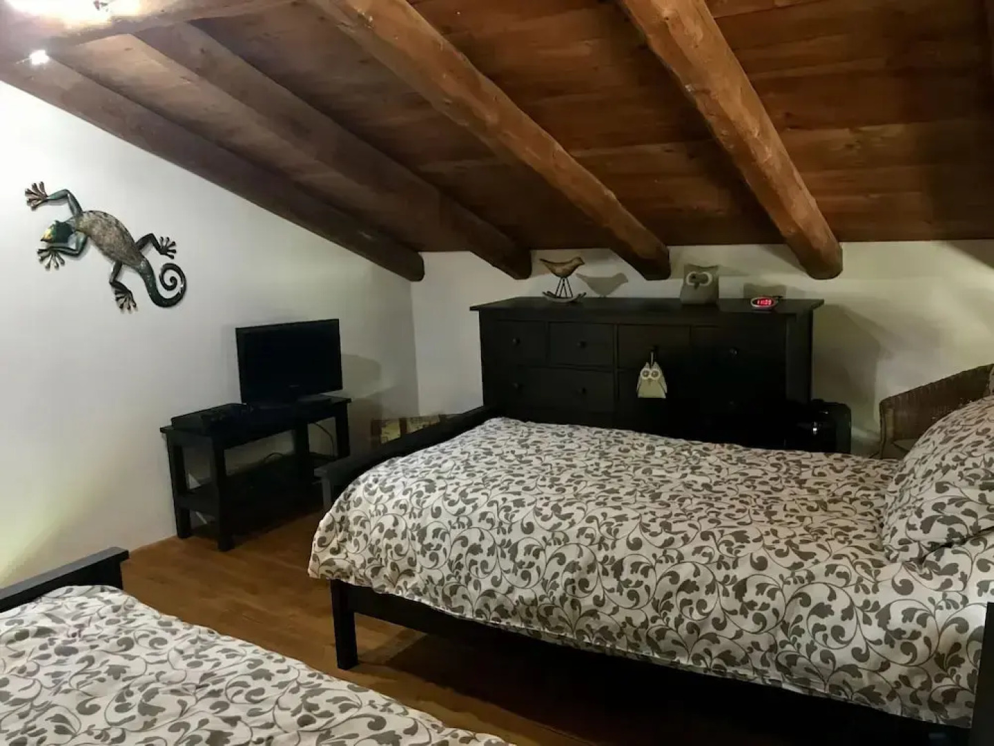 Apartment With Enclosed Garden