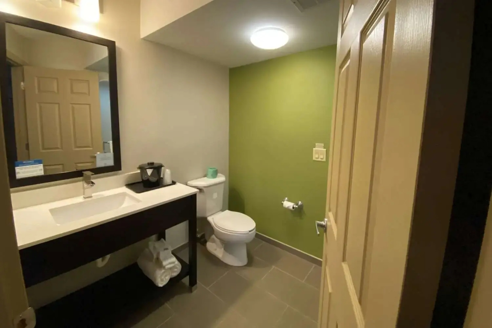 Sleep Inn & Suites Niantic North