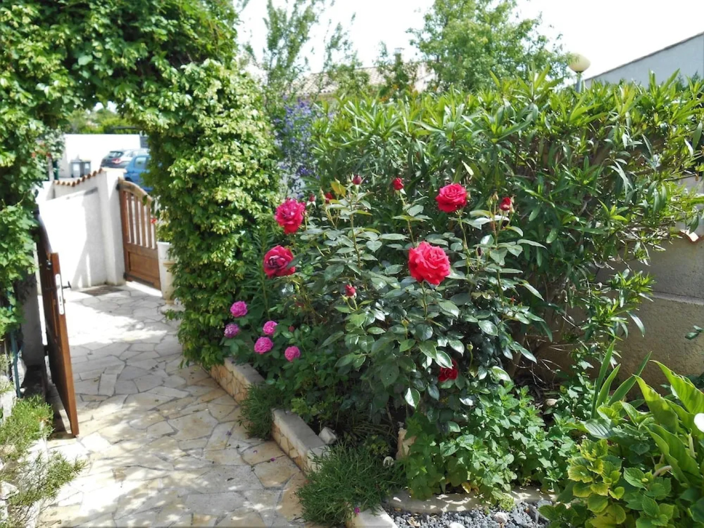 House With 3 Bedrooms in Baillargues, With Enclosed Garden and Wifi -