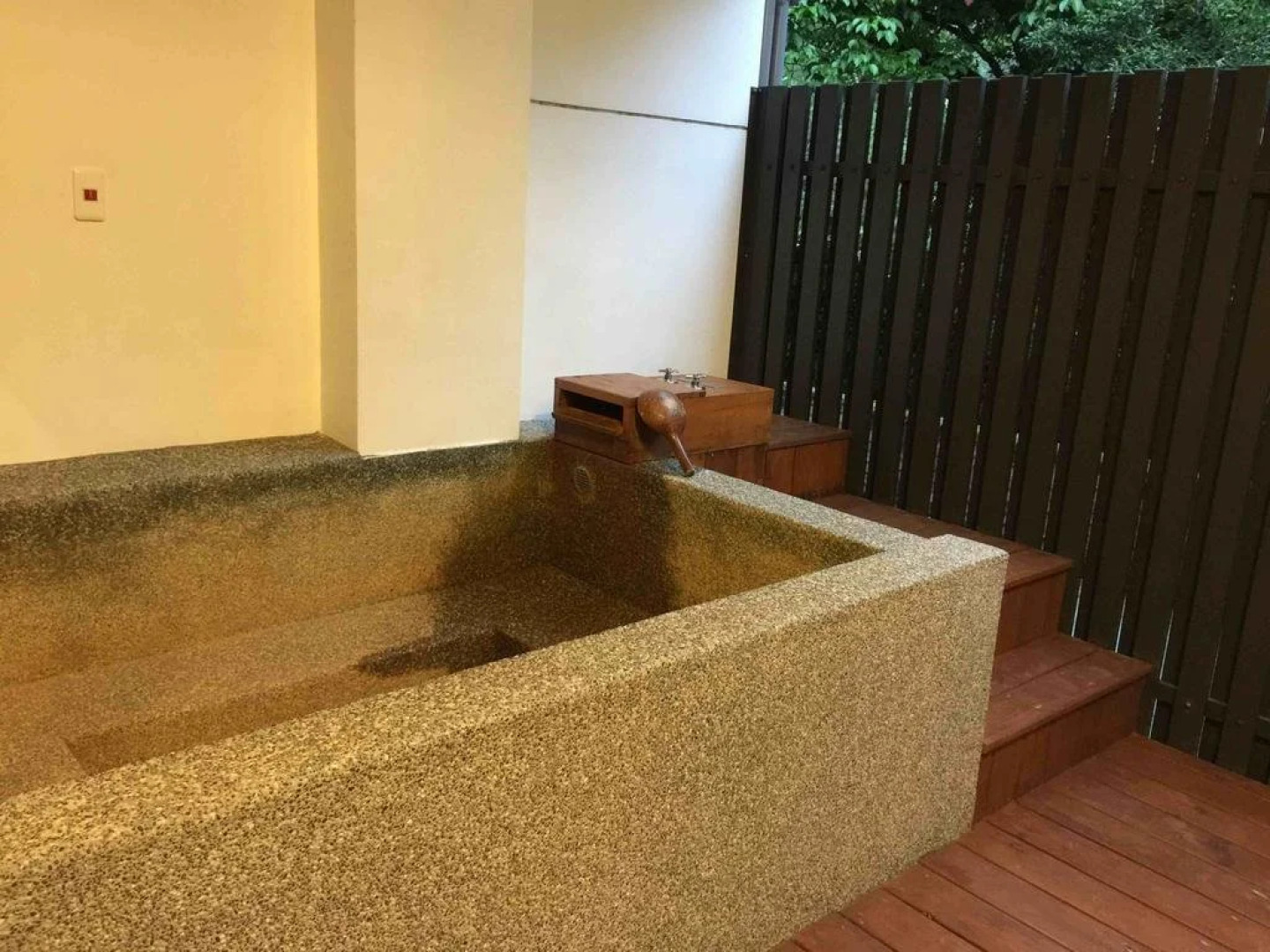 Cocos Hot Spring Hotel