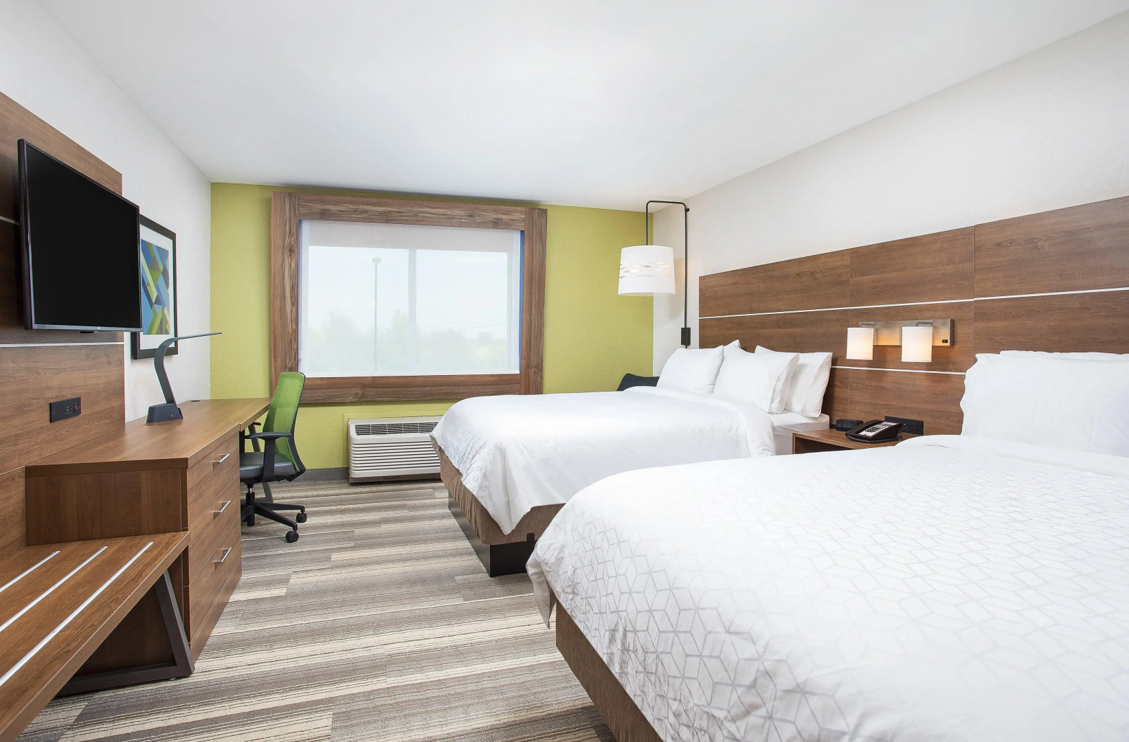 Holiday Inn Express & Suites Lexington W - Versailles by IHG