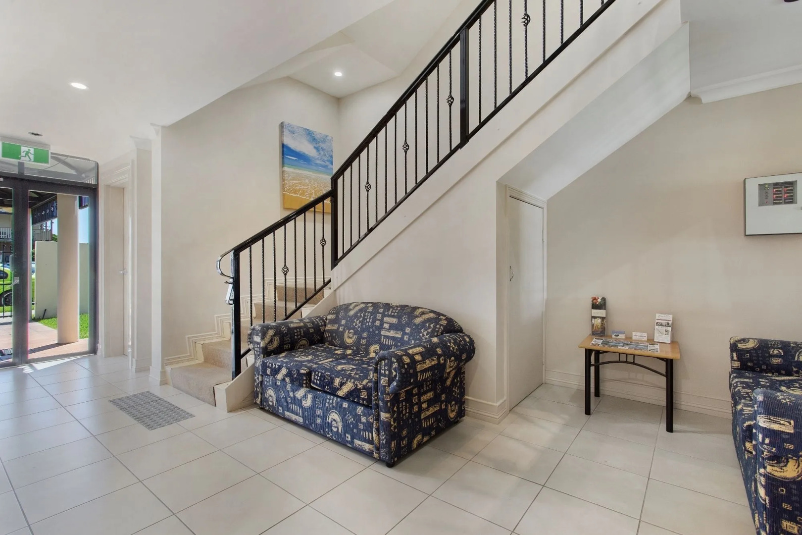 Cityville Apartments & Motel