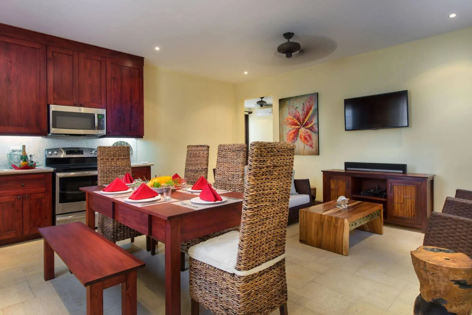 Las Catalinas Doorway