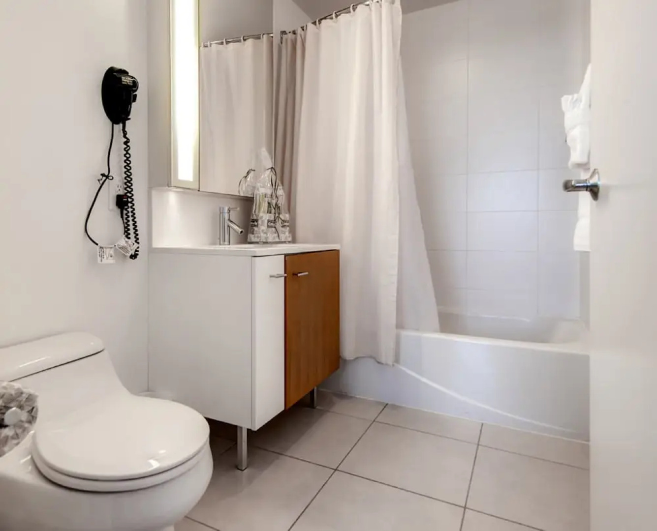 Global Luxury Suites at Greene