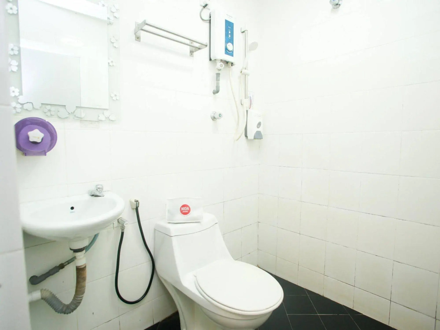 OYO 786 The Citilite Hotel