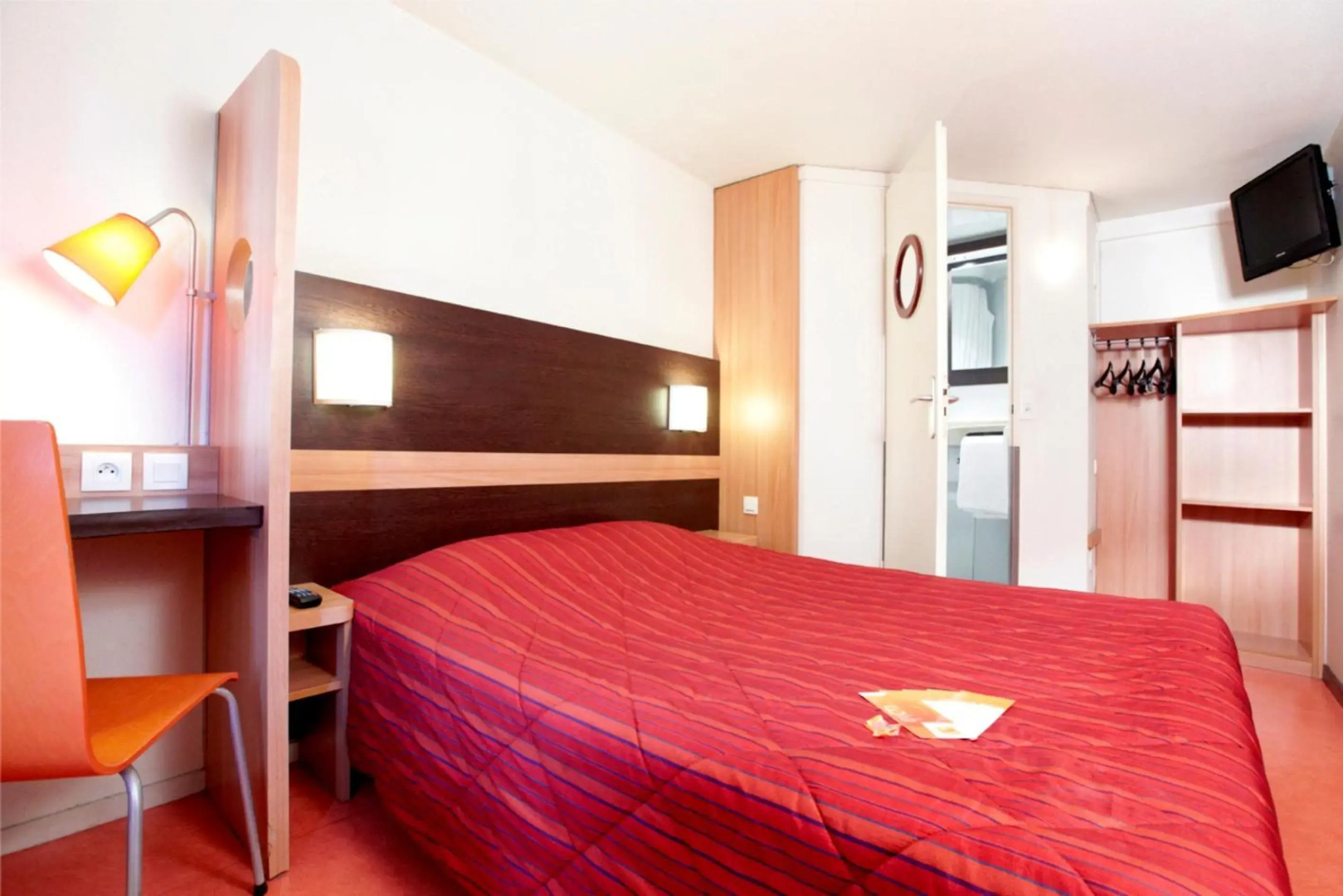 FASTHOTEL Reims Est - Taissy