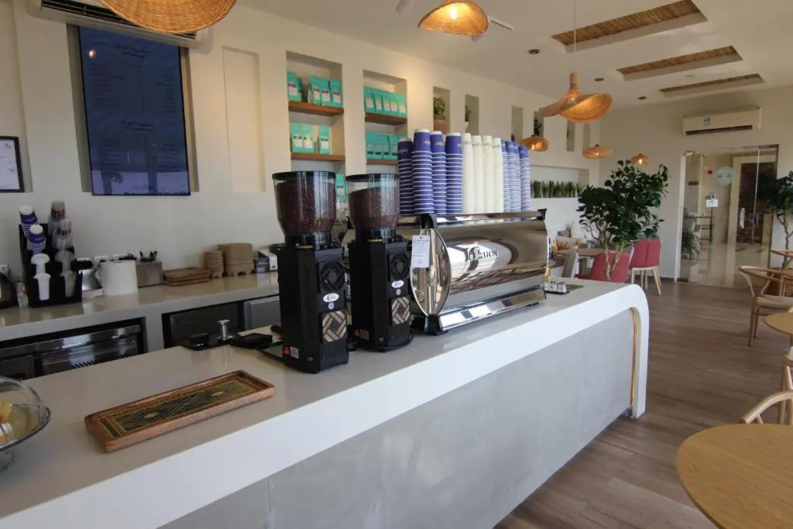 Al Jar Resort - Families Only