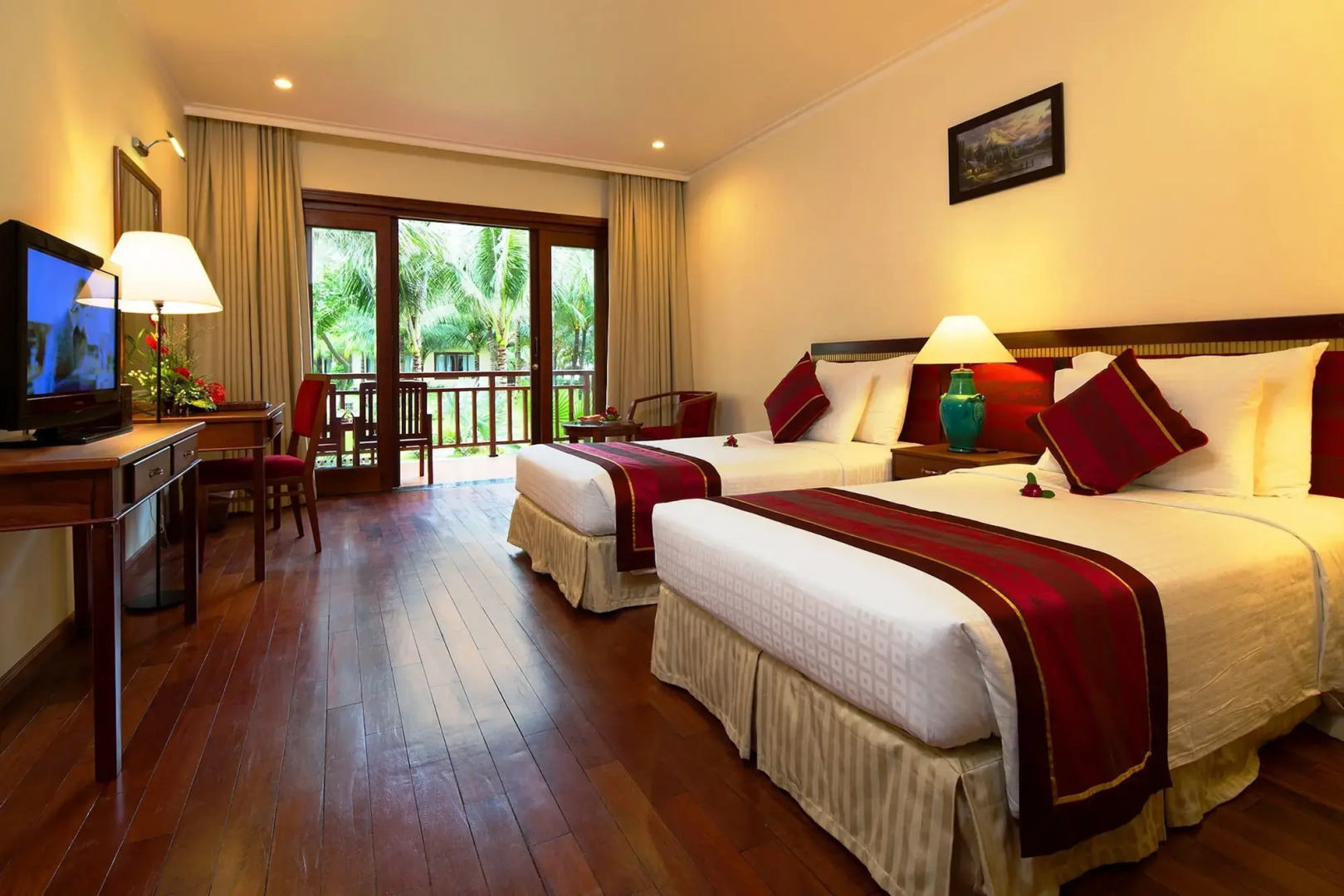 Sunny Beach Resort and Spa