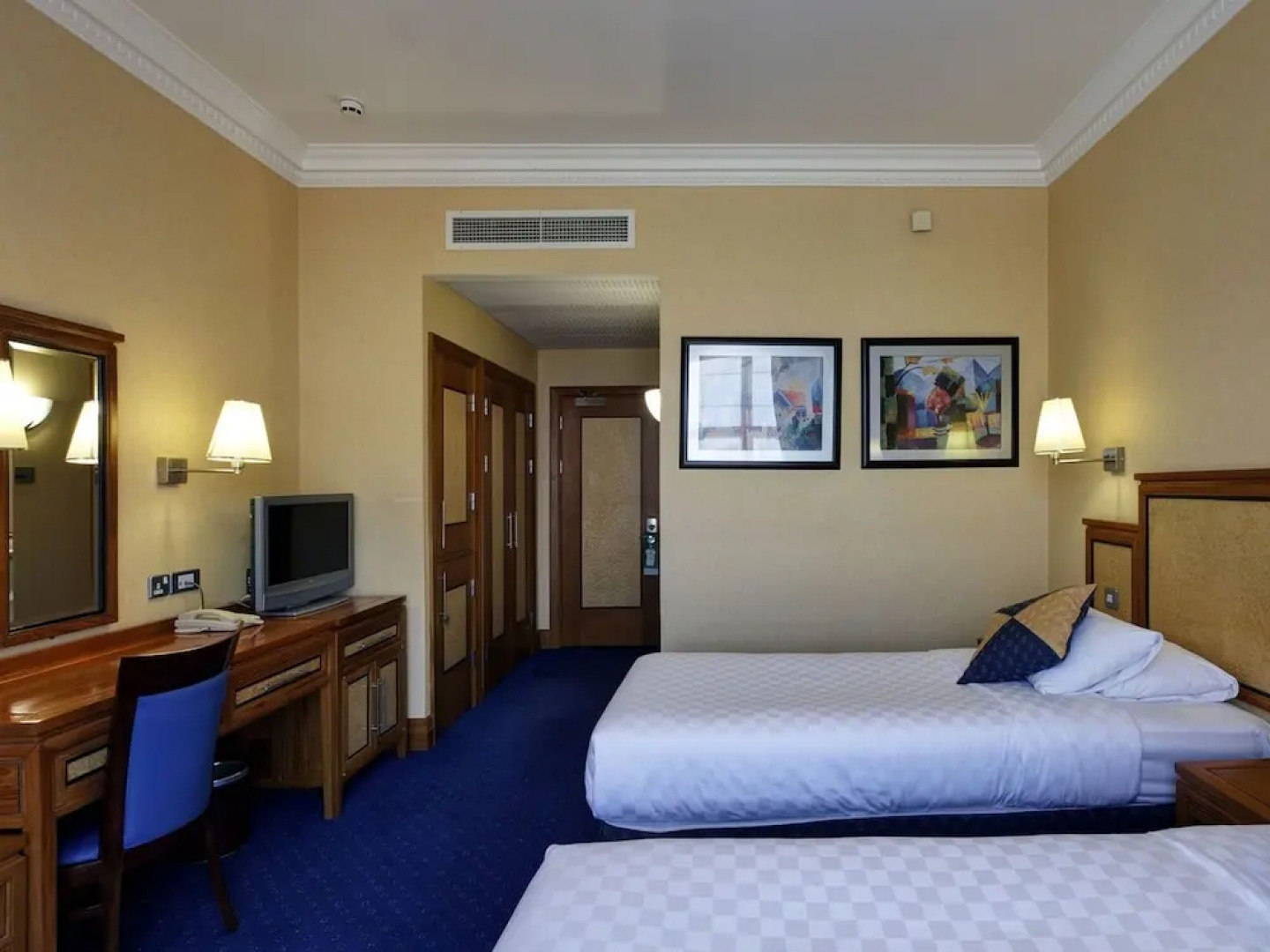 Grange Bracknell Hotel