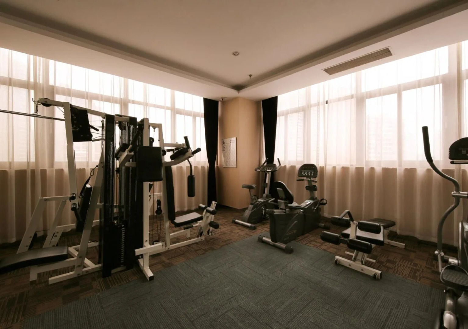 Sofitel Shanghai North Bund