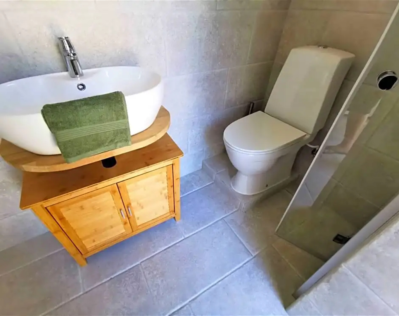 The FIG Studio - "Den Gule Svane" Guest House - near Rønne & Beach