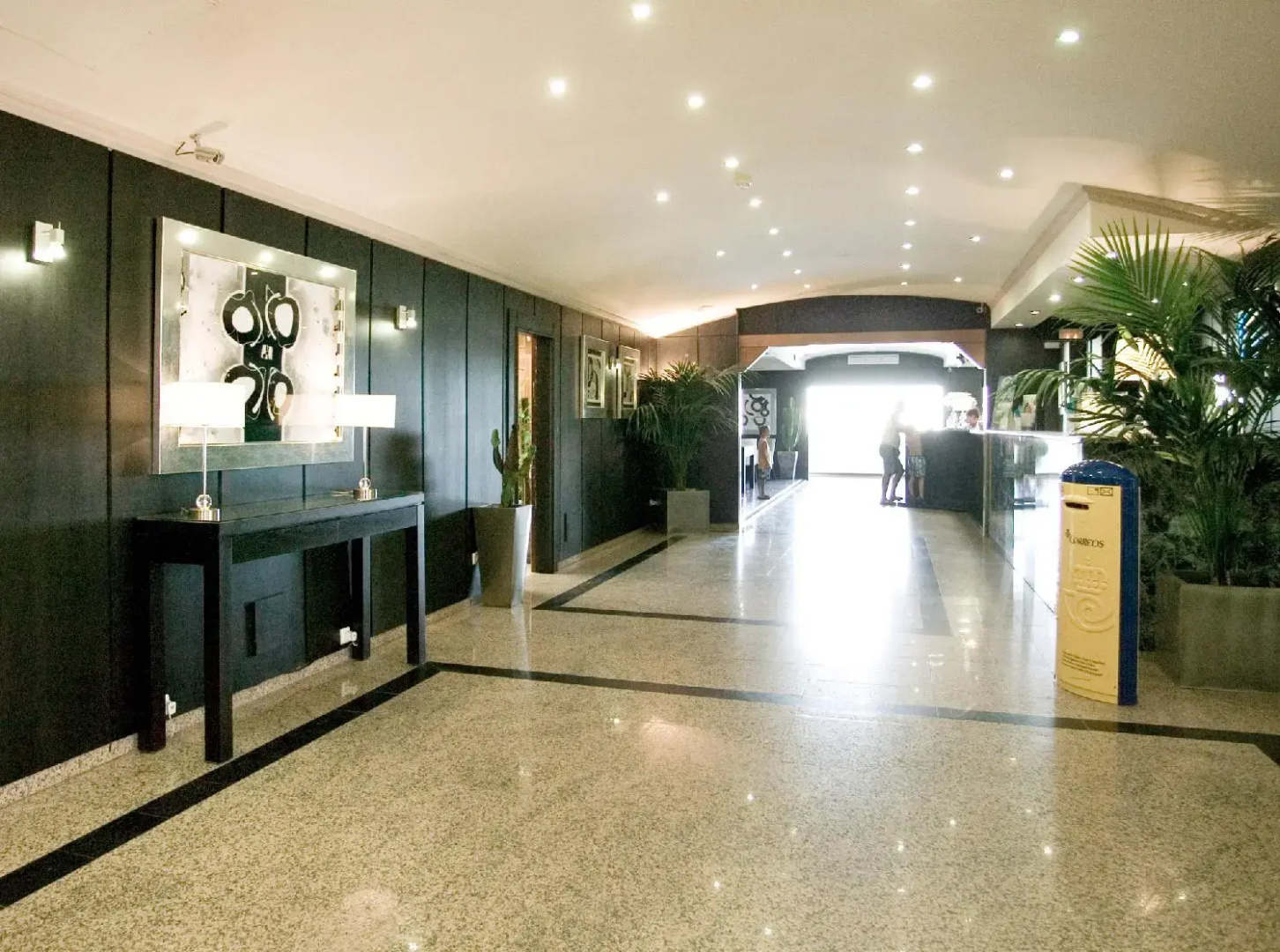 Sunset Beach Club Hotel Apartments