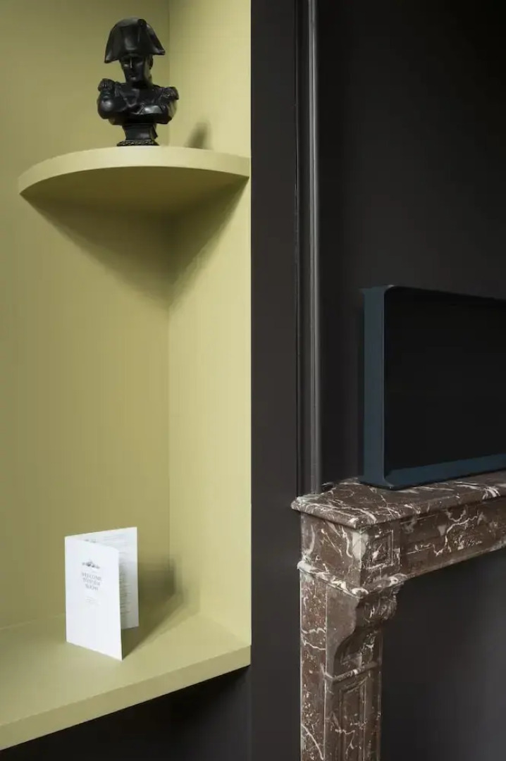 Les Toquées by Benoit Bernard