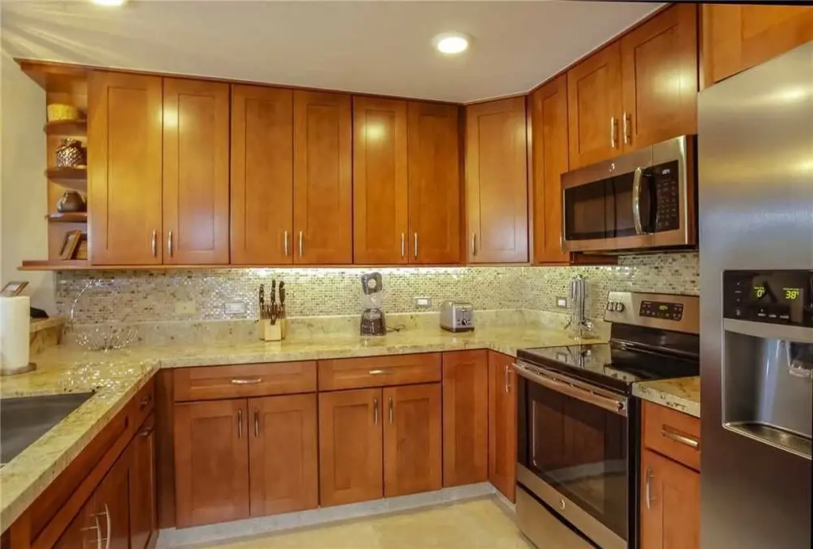 Kamaole Sands 10-407 - 2 Br Condo