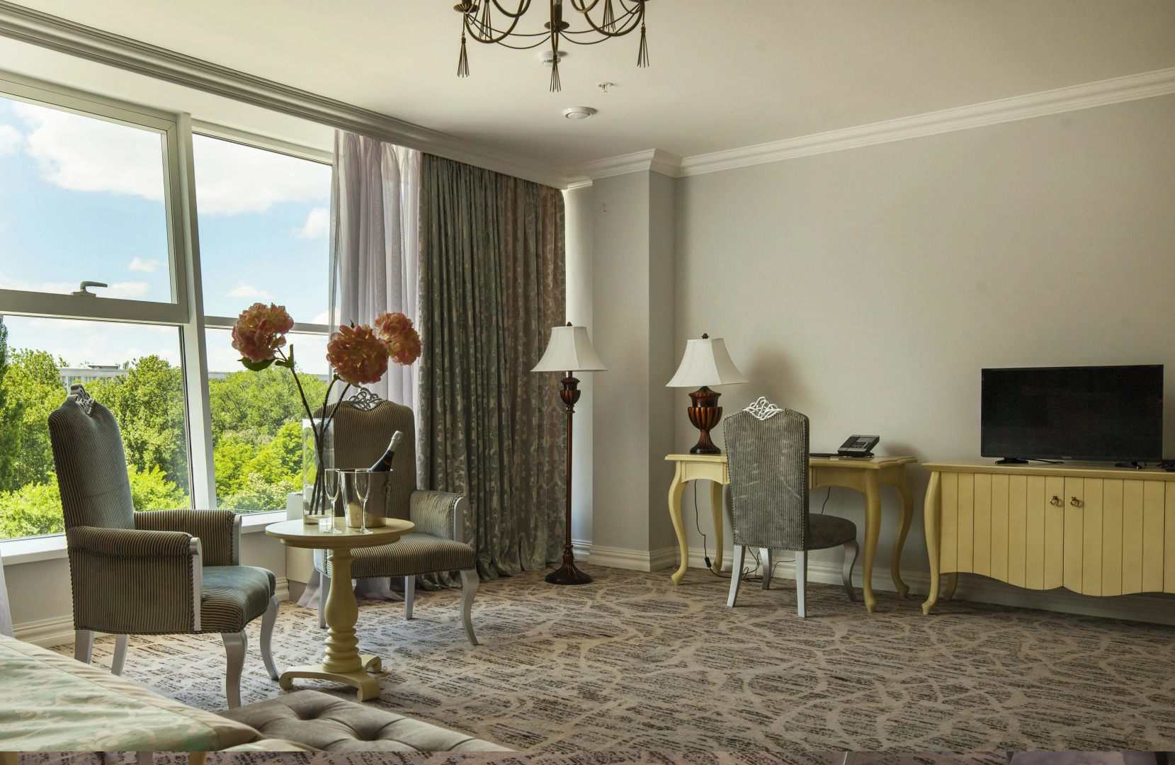 Отель «Бристоль» Central Park