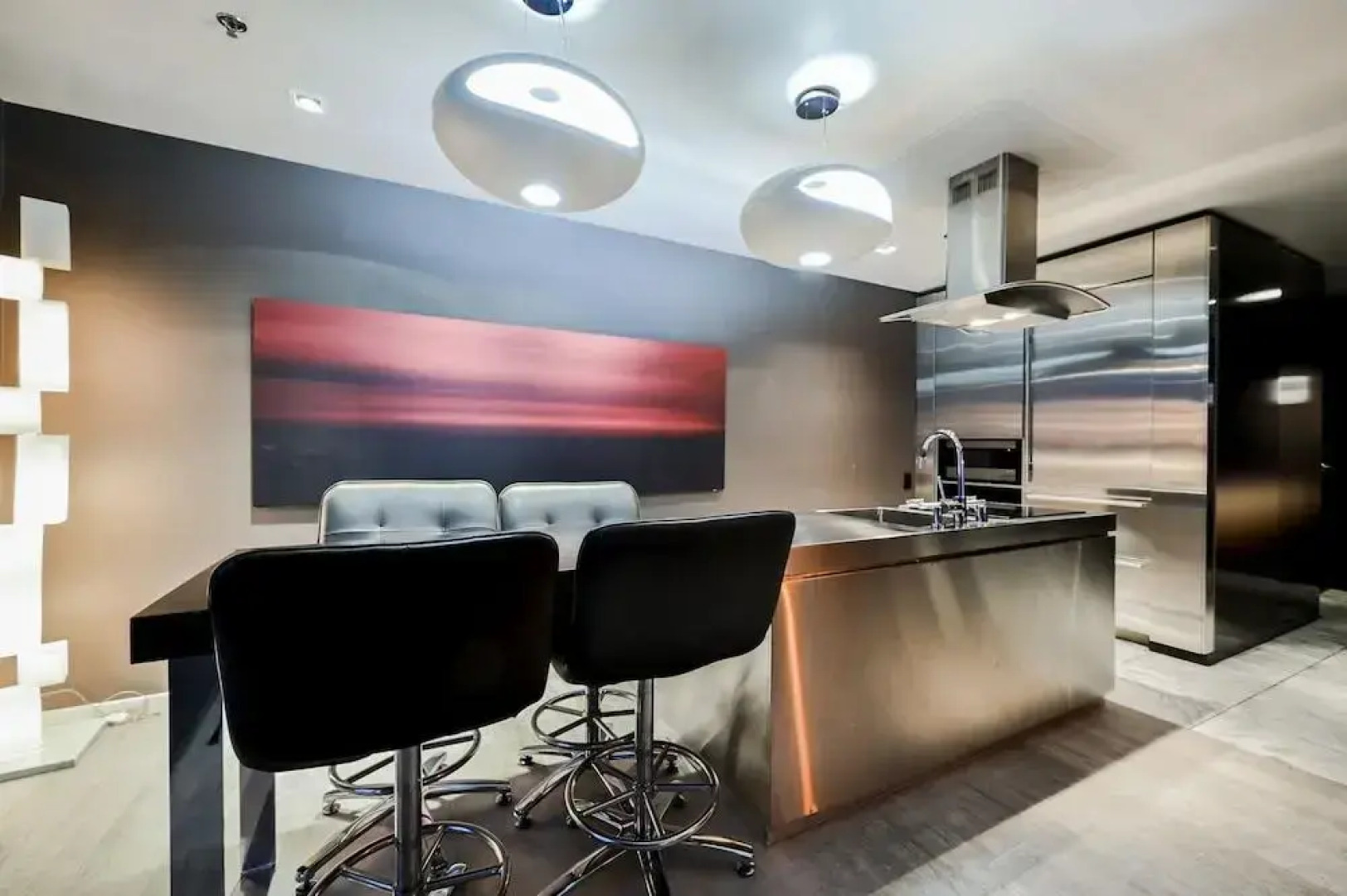 StripViewSuites at Palms Place Penthouses