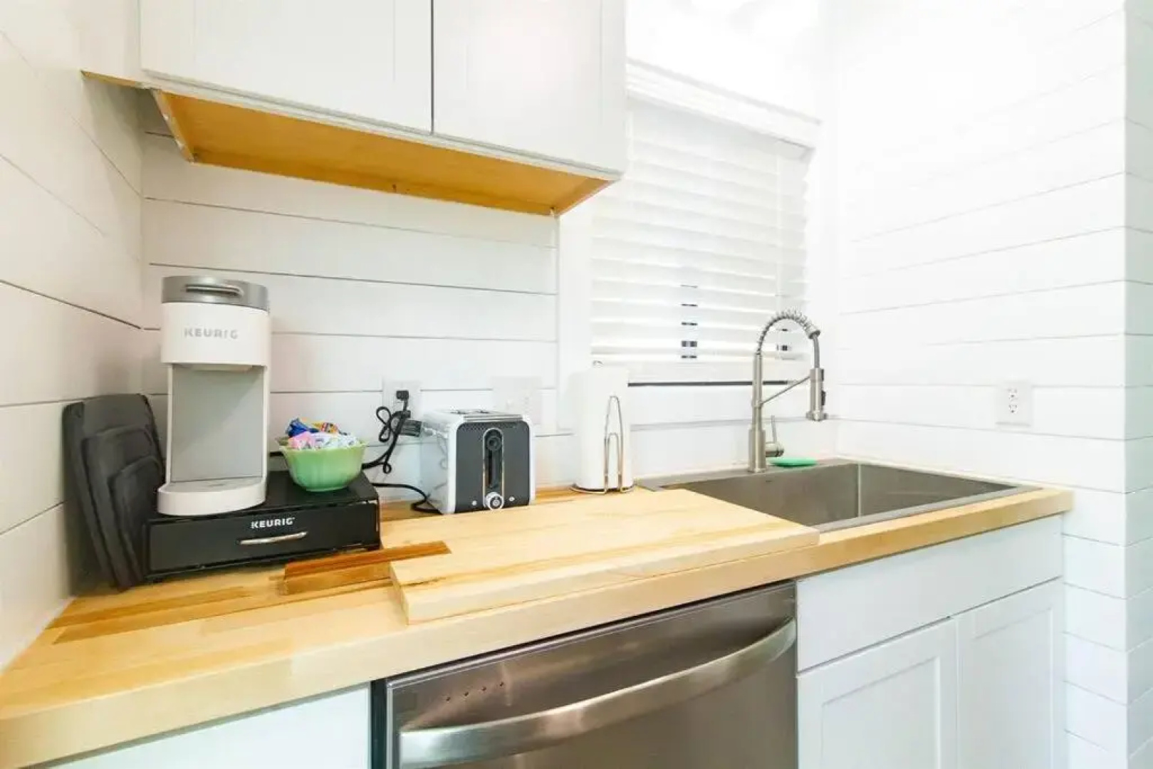 Beach Harbour 16 @ The Carolina Beach Boardwalk - Full Remodel!
