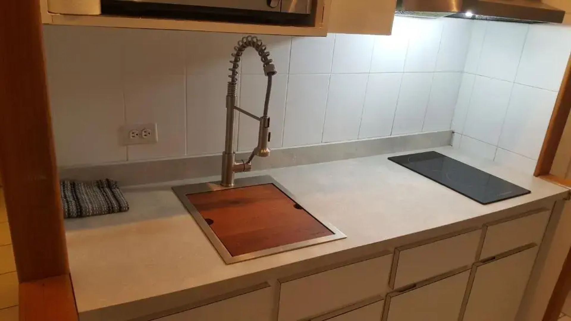 Cozy Apartment, Ocean Front