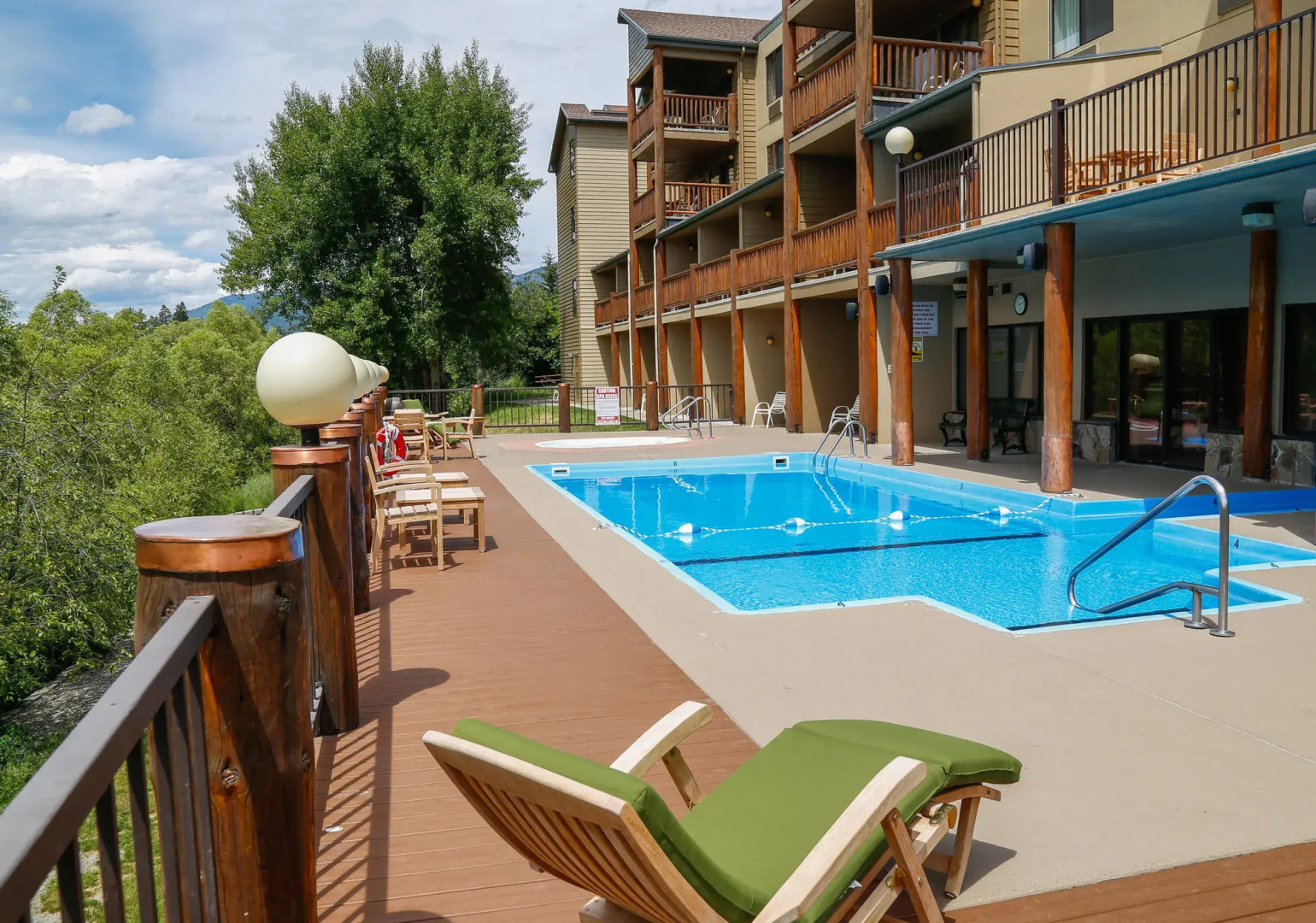 Whitefish Riverfront Hotel