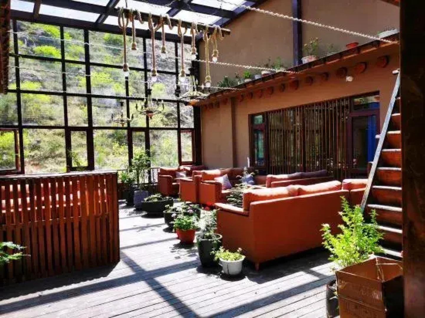 Dongnvqing Culture Theme Hotel