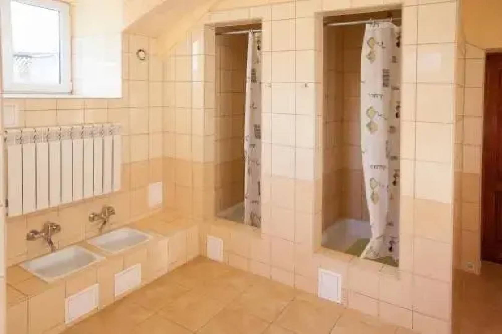 Schronisko Młodzieżowe PTSM Matecznik