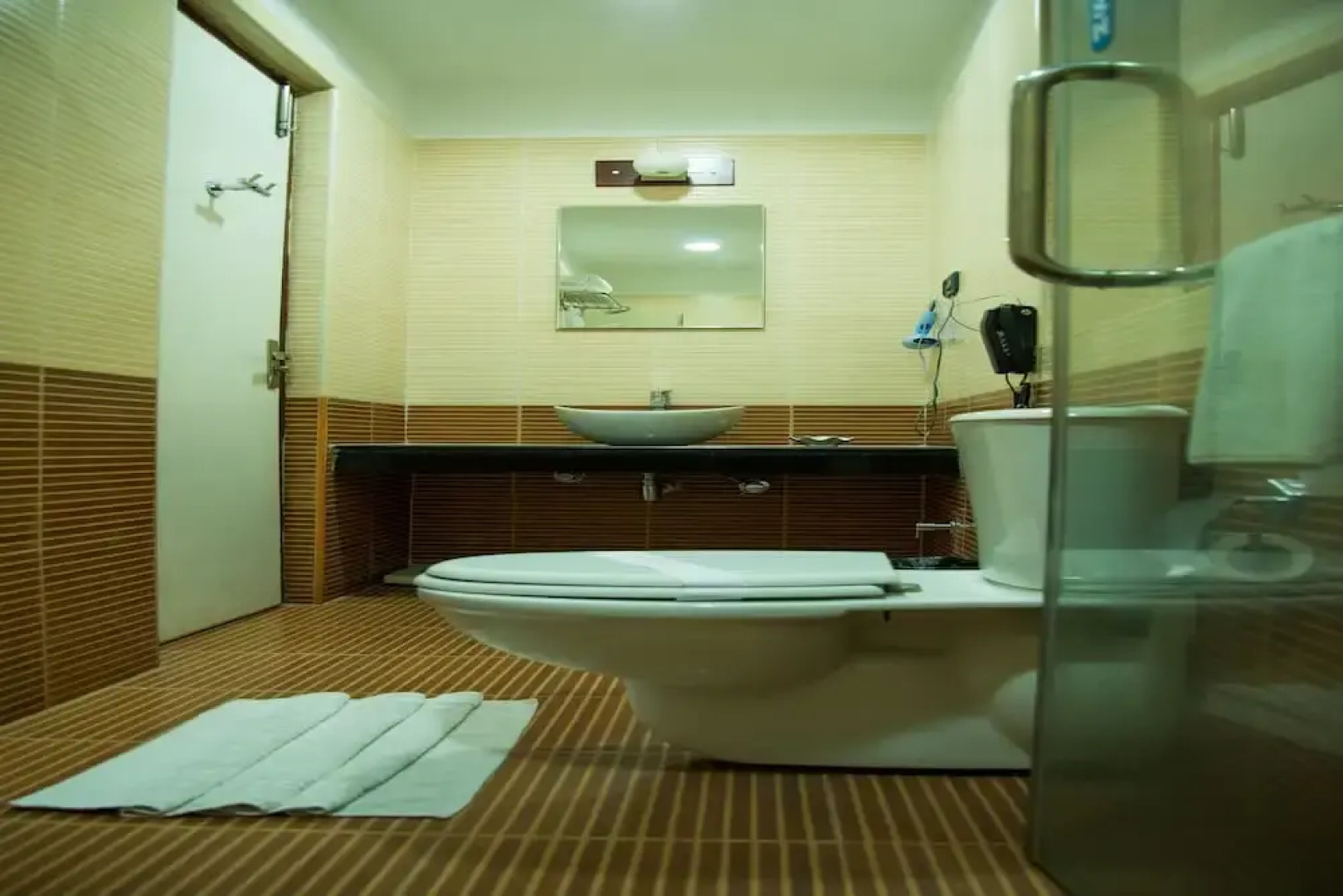 Esthell Village Resort,Mahabalipuram