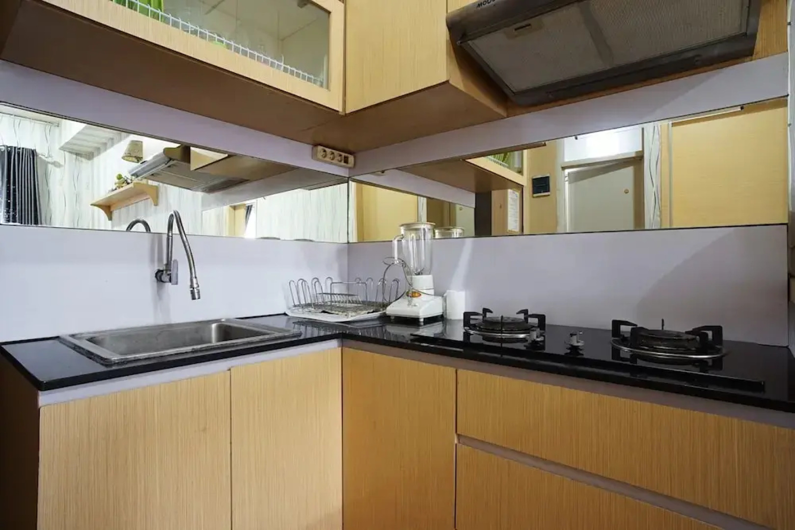 Kamarku Apartment at The Edge