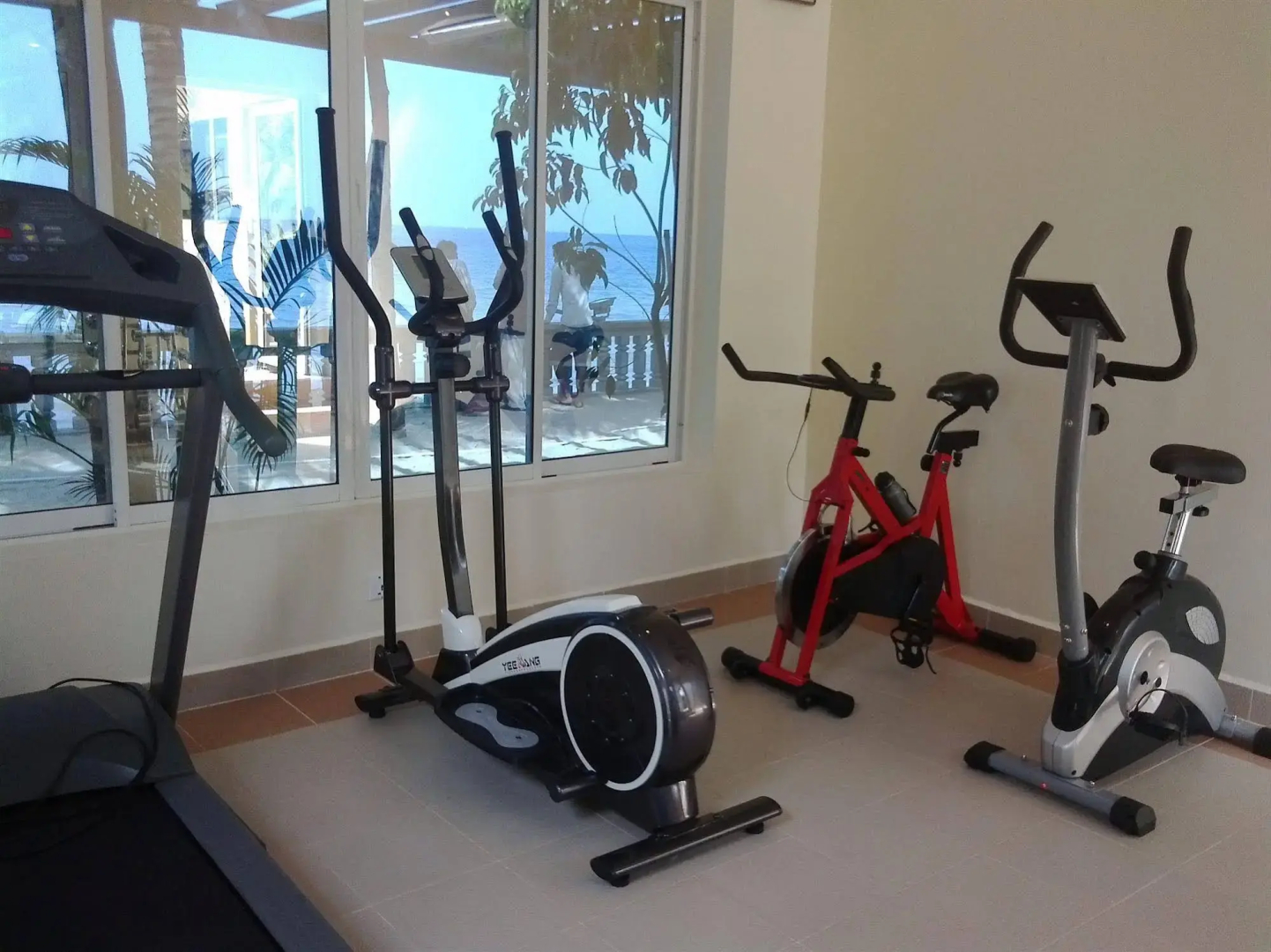 Golden Sea Beach Hotel