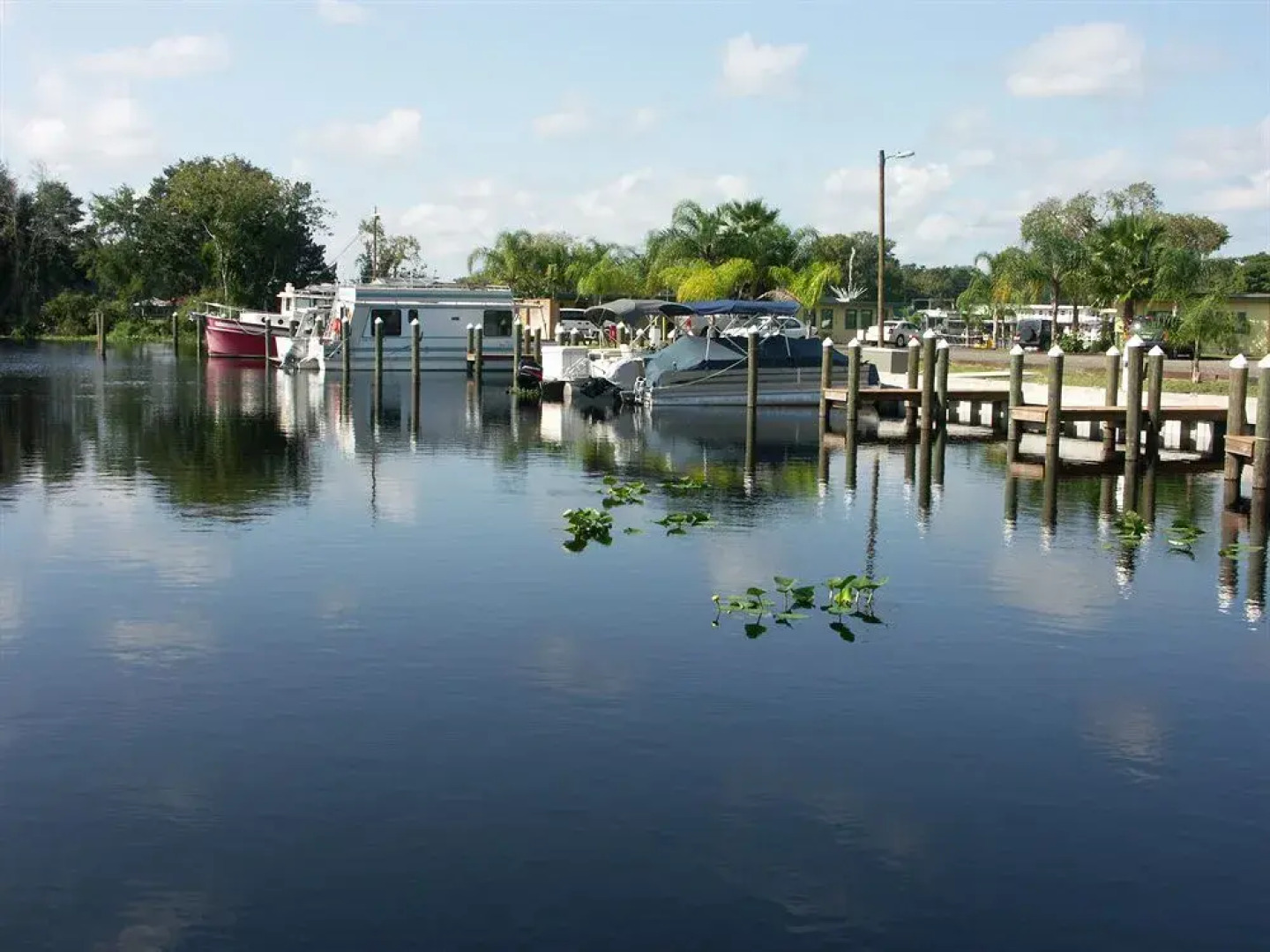 Astor Bridge Marina & Motel