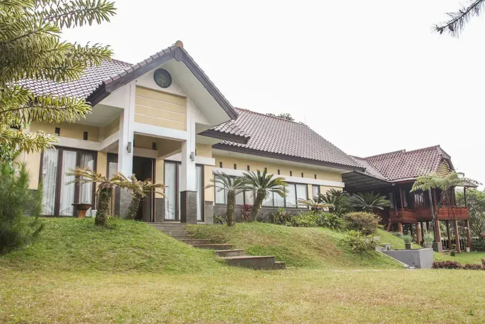 Aldeoz Ciater Cikole Villa Subang