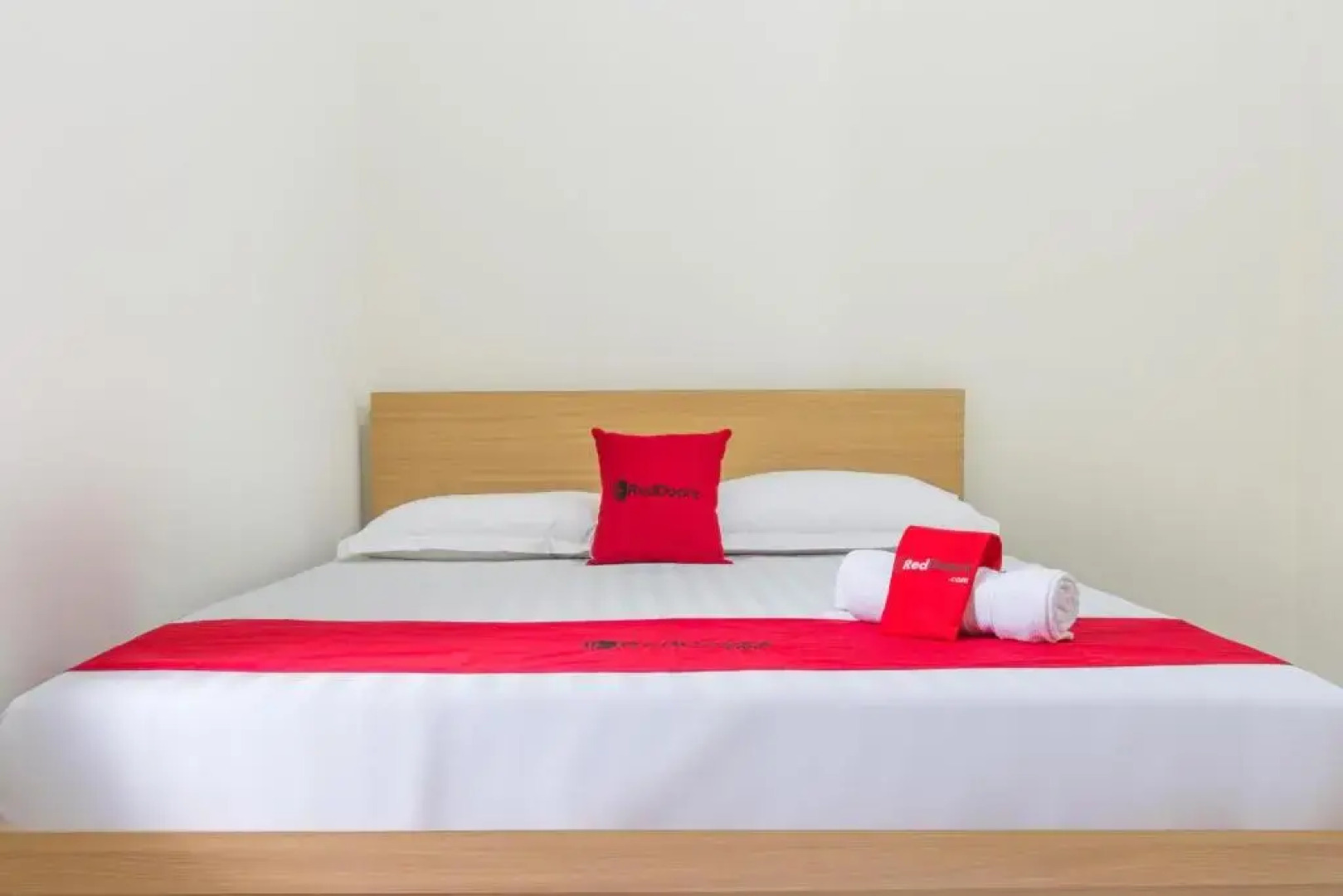 RedDoorz near Universitas Siliwangi Tasikmalaya